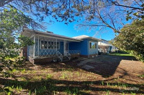 Property photo of 14 Binalong Street Young NSW 2594