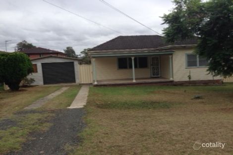 9 Lionel St, Ingleburn, NSW 2565