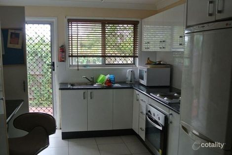 2/3 Bruce Rd, Woodridge, QLD 4114