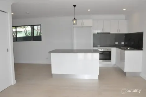 Property photo of 96A Kerry Crescent Berkeley Vale NSW 2261