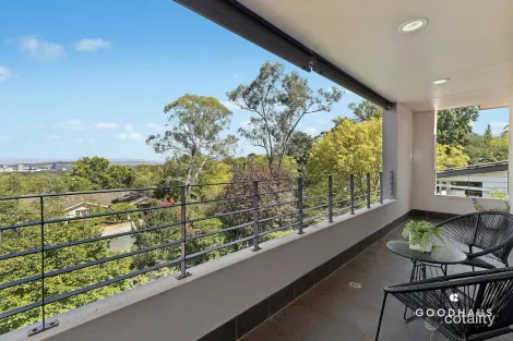 Property photo of 51 Curlewis Crescent Garran ACT 2605