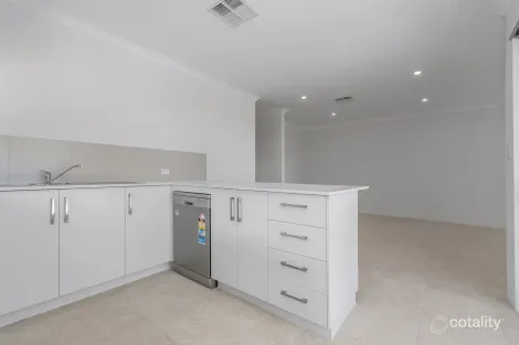 Property photo of 32 Toovey Road South Yunderup WA 6208