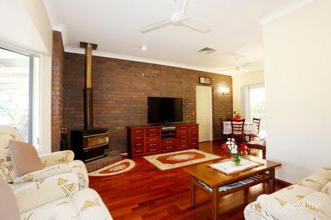 Property photo of 2 Wheatley Court Regency Downs QLD 4341