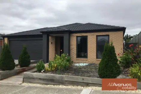 Property photo of 10 Sargent Street Cranbourne East VIC 3977