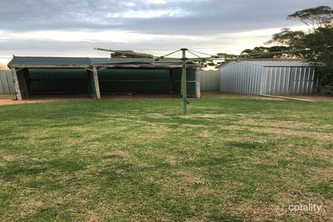 Property photo of 13 Rosella Court Murray Bridge SA 5253