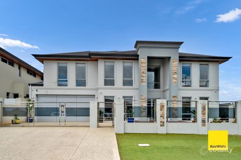 Property photo of 5 Mewsbrook Link Landsdale WA 6065