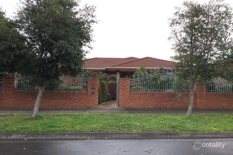 Property photo of 1 Stradella Close Mill Park VIC 3082