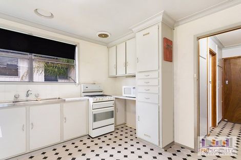 Property photo of 18 Grenfell Avenue Eaglehawk VIC 3556