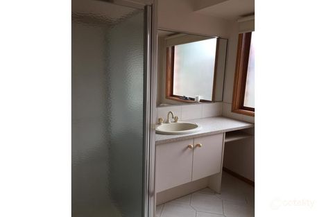 Property photo of 1 Stradella Close Mill Park VIC 3082
