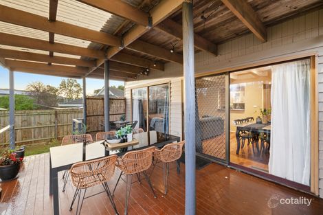 Property photo of 10 Applegum Crescent Ferntree Gully VIC 3156