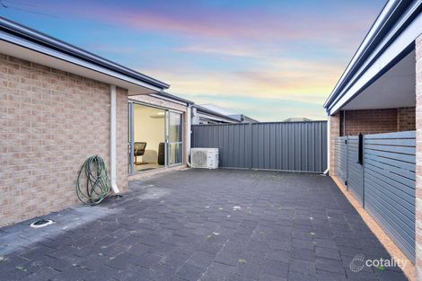 Property photo of 48 Bauer Circle Banksia Grove WA 6031