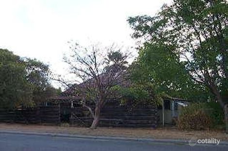 238 George St, Queens Park, WA 6107