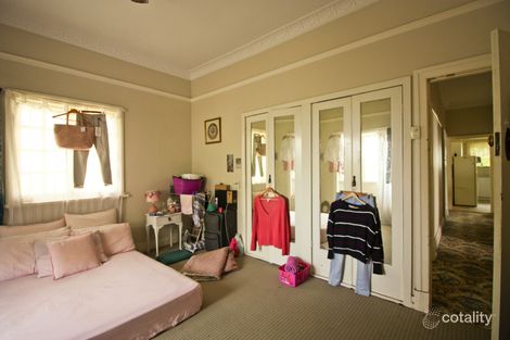 Property photo of 10 Headfort Street Greenslopes QLD 4120