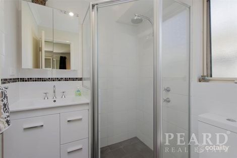 Property photo of 32 Wattlebird Crescent Ellenbrook WA 6069