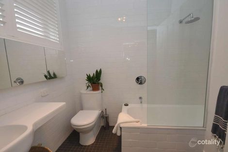 Property photo of 10/76A Campbell Road Hawthorn East VIC 3123