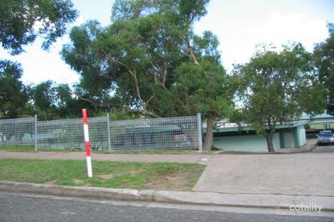 Property photo of 10 Coral Crescent Gateshead NSW 2290