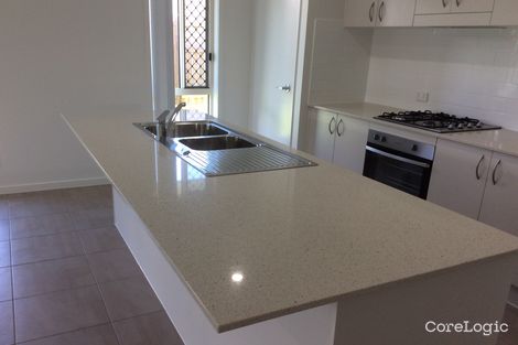 Property photo of 28 Seahaven Circuit Pialba QLD 4655