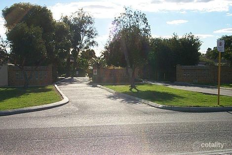 Property photo of 3/208 Burslem Drive Maddington WA 6109
