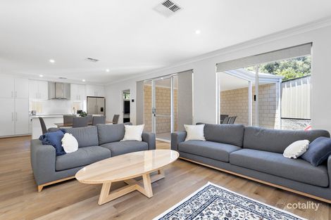 Property photo of 24A Delaware Place Kallaroo WA 6025