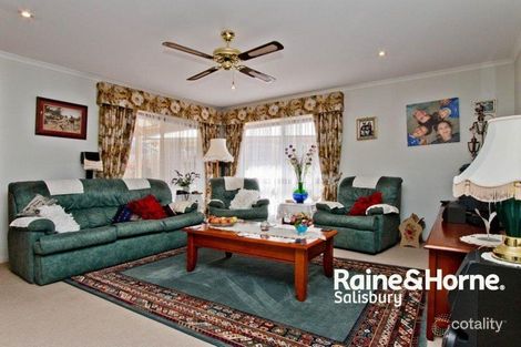 Property photo of 7 Reg Smith Crescent Williamstown SA 5351