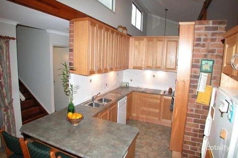 Property photo of 31 Mitchell Avenue Molendinar QLD 4214