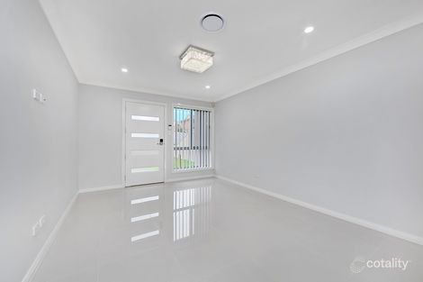 Property photo of 6 Warimi Close Rooty Hill NSW 2766
