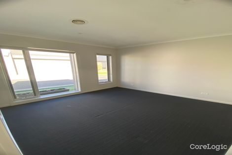 Property photo of 2 Rebellion Place Ballarat East VIC 3350