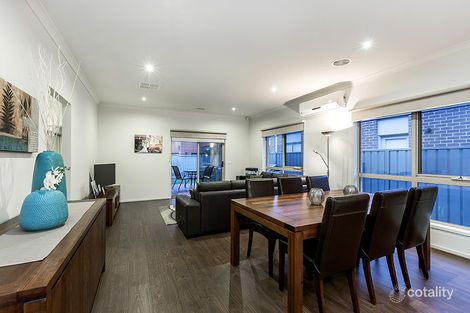 Property photo of 11 Vintage Way Caroline Springs VIC 3023