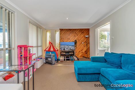 Property photo of 3 Grice Place Kambah ACT 2902