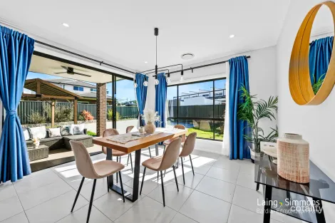 Property photo of 22 Eora Street Bardia NSW 2565