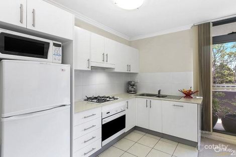 Property photo of 23/24-28 College Crescent Hornsby NSW 2077