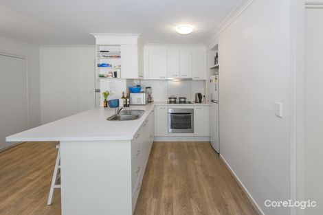 Property photo of 2/474 Upper Edward Street Spring Hill QLD 4000