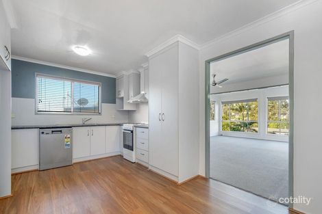 Property photo of 23 Penda Avenue New Auckland QLD 4680
