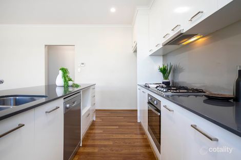 Property photo of 26 Freycinet Court Seaford Rise SA 5169