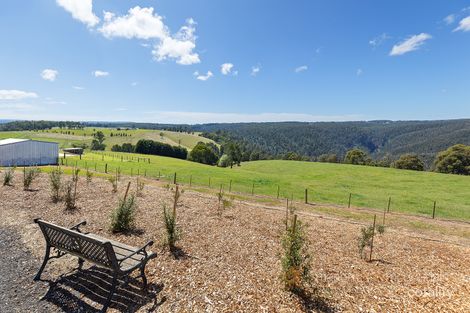 175 Coombs Rd, Kinglake West, VIC 3757