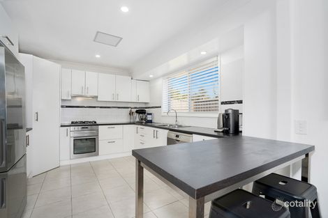 Property photo of 39 Holborn Street Ambarvale NSW 2560