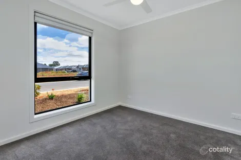 Property photo of 10 Cedar Avenue Davoren Park SA 5113