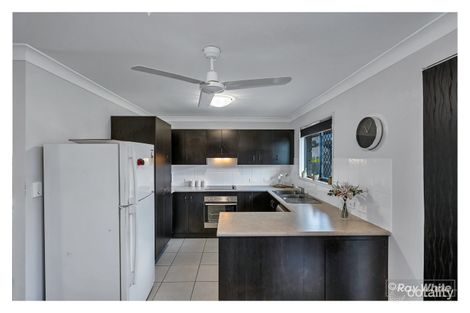 Property photo of 4 Jomarant Place Kawana QLD 4701