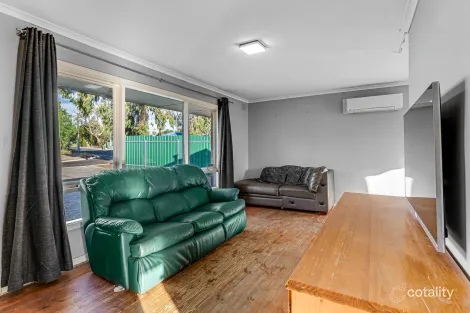 Property photo of 9 Gabriel Street Christie Downs SA 5164