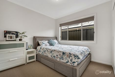 Property photo of 6 Periwinkle Circuit Craigieburn VIC 3064