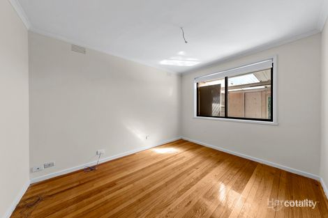 Property photo of 37 Erindale Avenue Deer Park VIC 3023
