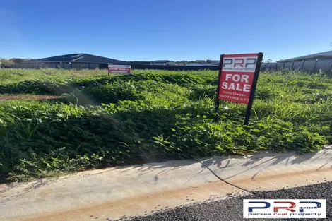 6 Ulmus Pl, Parkes, NSW 2870