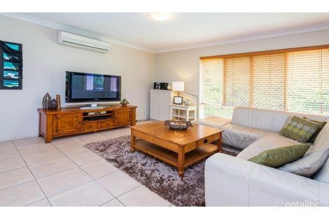 Property photo of 11 O'Connor Crescent Mansfield QLD 4122