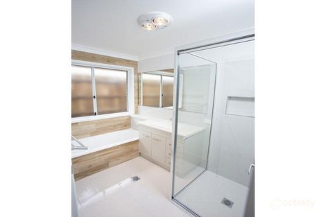 Property photo of 41 Renshaw Crescent Kearneys Spring QLD 4350