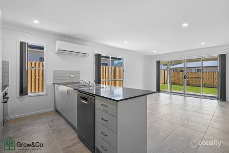 Property photo of 62 Aspen Circuit Logan Reserve QLD 4133