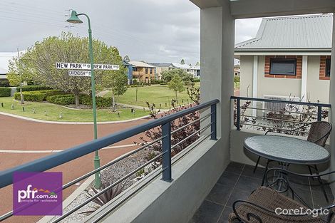 Property photo of 4 New Park Grove Victoria Park WA 6100