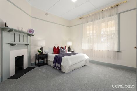 Property photo of 2 Calembeena Avenue Hughesdale VIC 3166