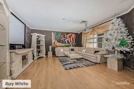 Property photo of 5 Chalkwell Bend Landsdale WA 6065