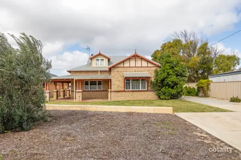 4 Whitburn Pl, Jurien Bay, WA 6516