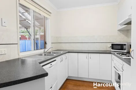 Property photo of 10 Earlwood Street Narre Warren South VIC 3805